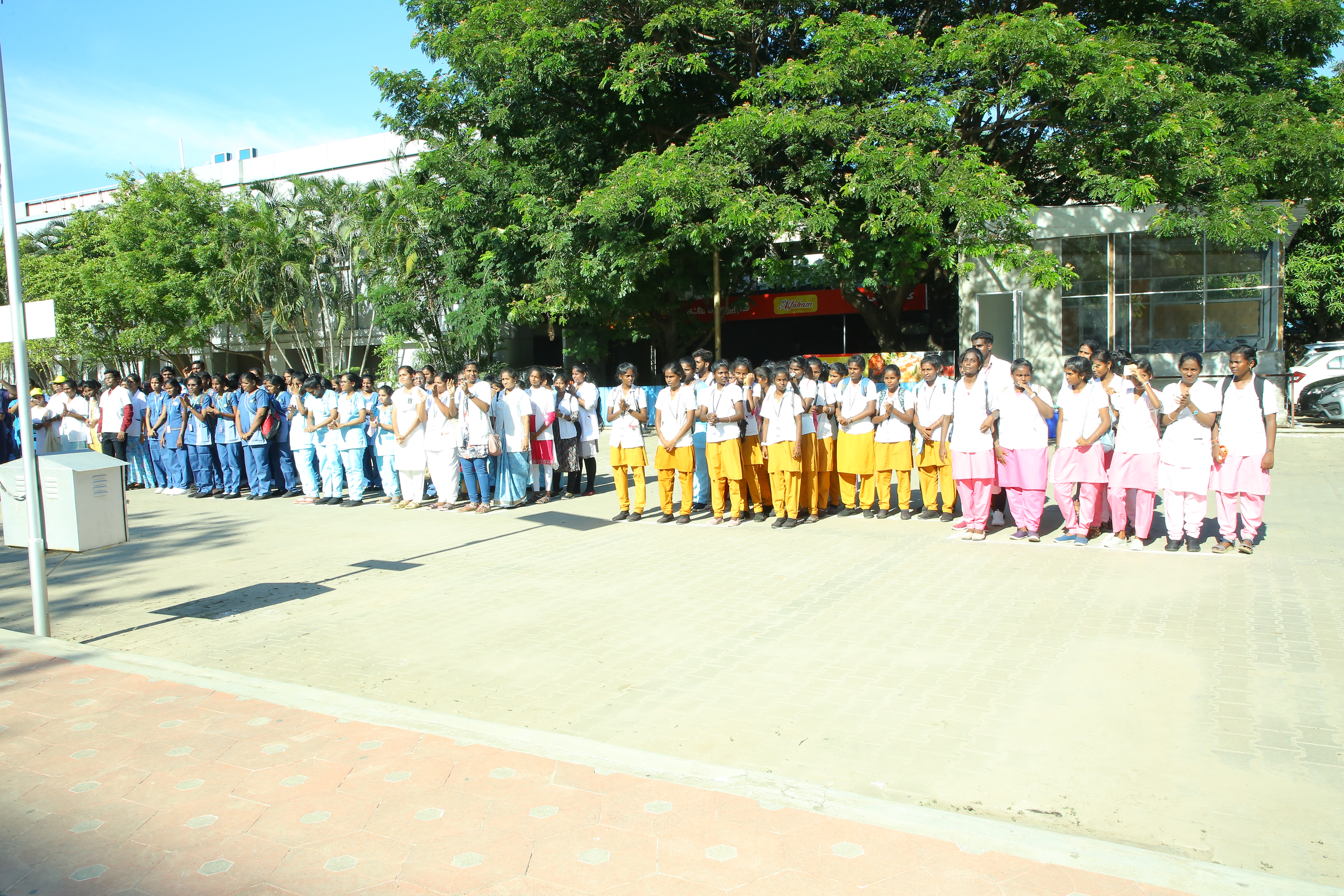 WORLD RECORD FOR HUMAN CHAIN FORMATION ON THE THEME OF “OUR NURSES, OUR FUTURE: THE ECONOMIC POWER OF CARE” WITH 2500 NURSES TAKING A UNIFIED OATH.