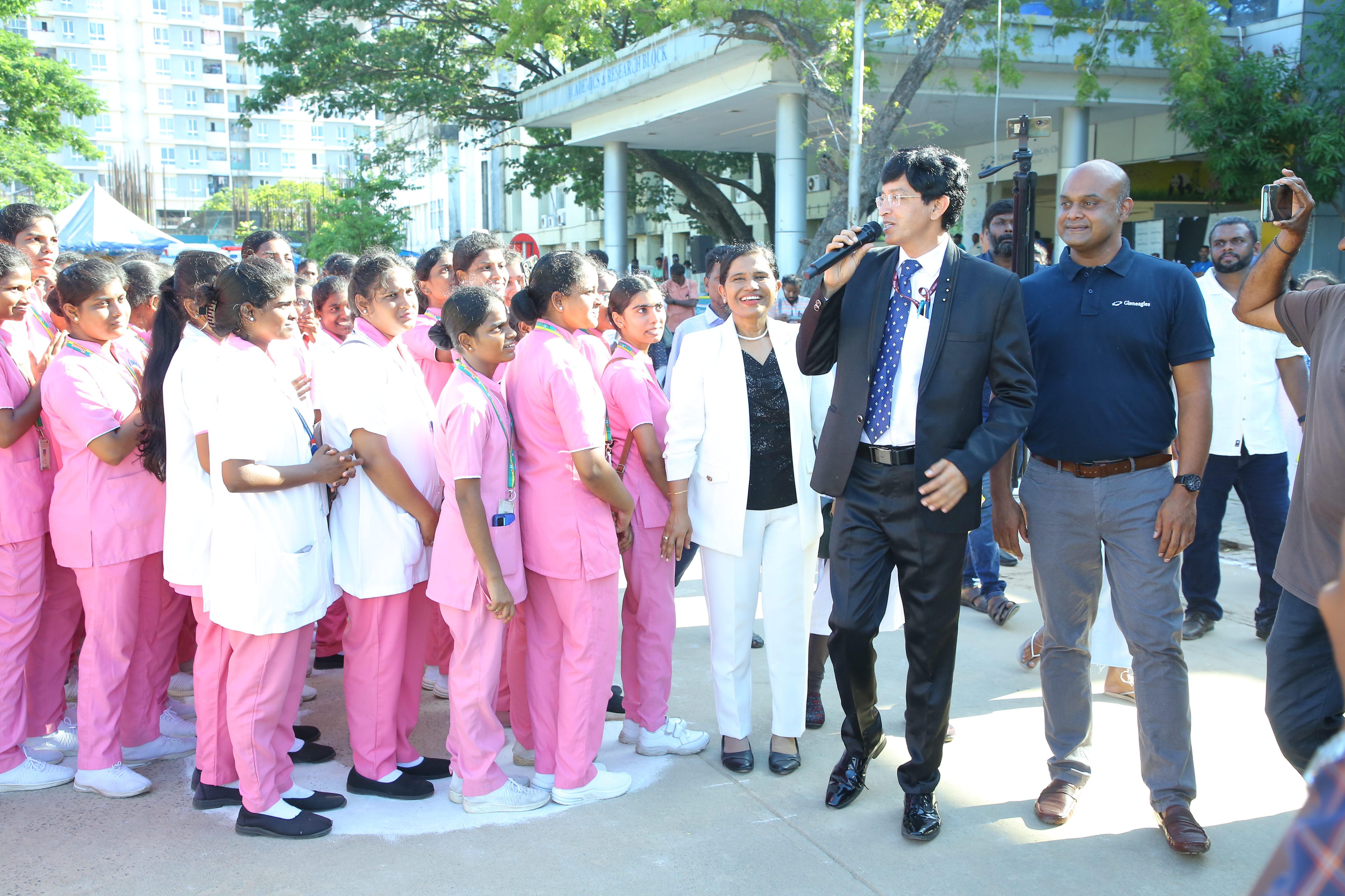 WORLD RECORD FOR HUMAN CHAIN FORMATION ON THE THEME OF “OUR NURSES, OUR FUTURE: THE ECONOMIC POWER OF CARE” WITH 2500 NURSES TAKING A UNIFIED OATH.