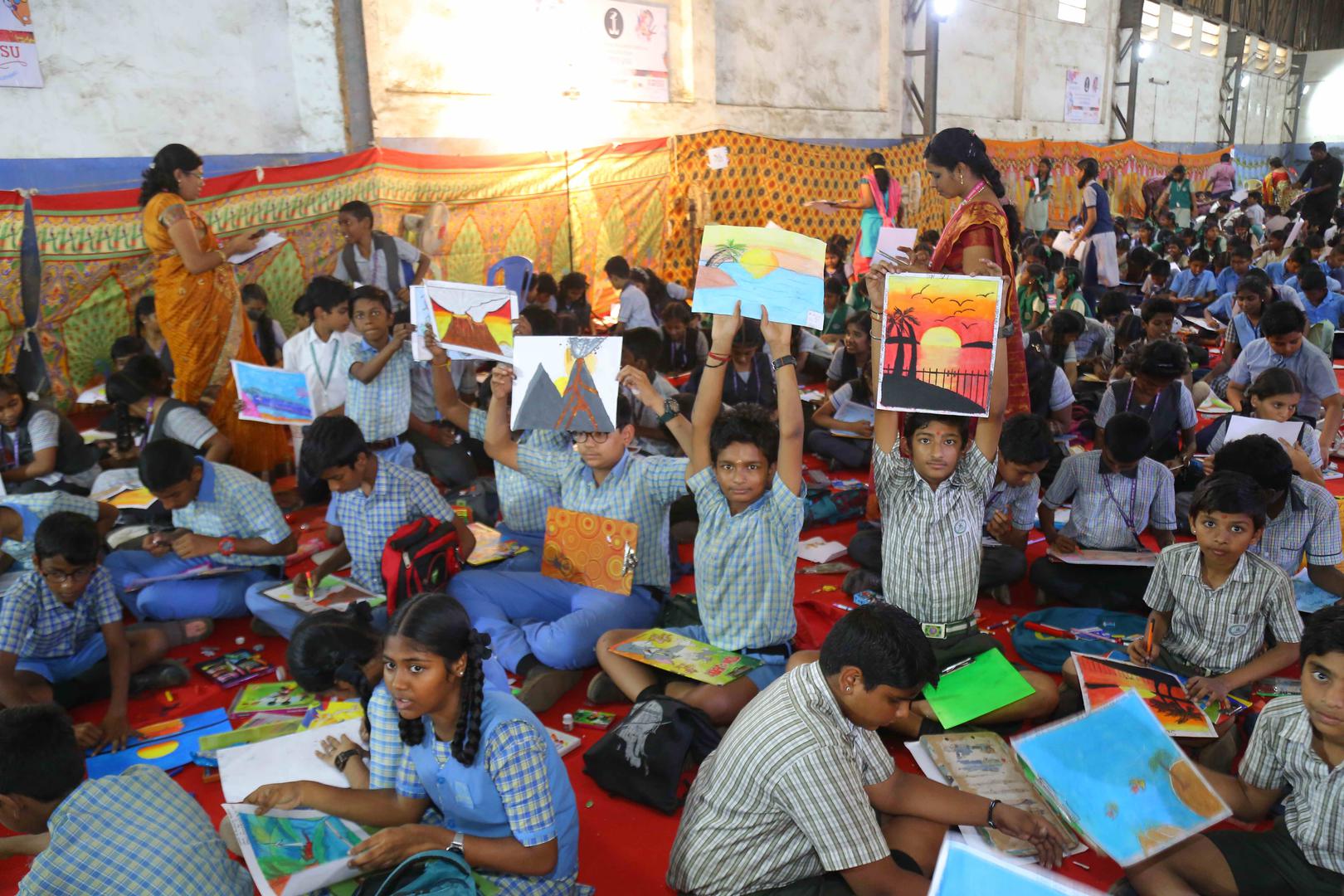 WORLD RECORD TO DRAW A TREE ON 5000 SQUARE FEET LAND BY 500 STUDENTS IN 5 MINUTES IN THE THEME OF “GREEN WORLD,SAVE EARTH”